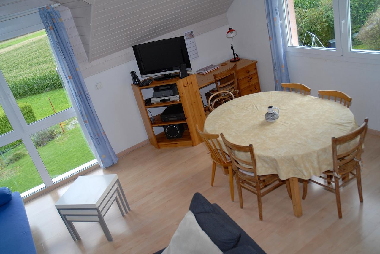 Appartment Aux Lilas Les Geneveys-sur-Coffrane المظهر الخارجي الصورة