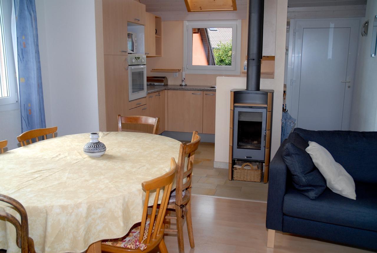 Appartment Aux Lilas Les Geneveys-sur-Coffrane المظهر الخارجي الصورة